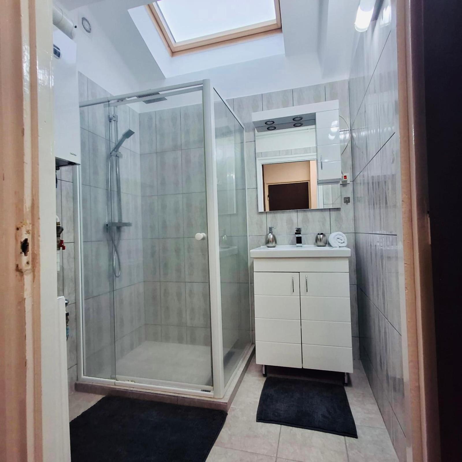 Centrum Apartman Sarospatak Luaran gambar