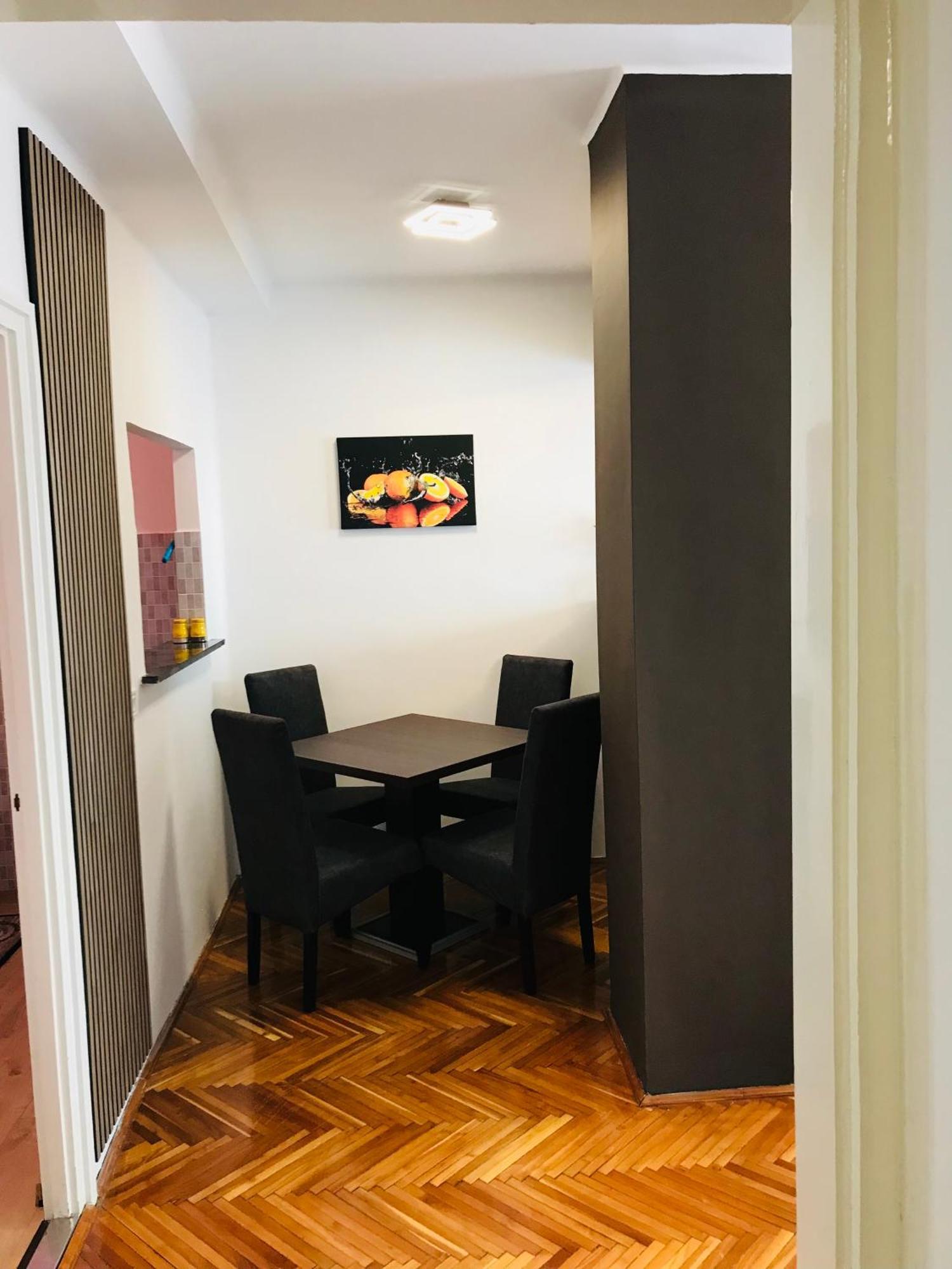 Centrum Apartman Sarospatak Luaran gambar