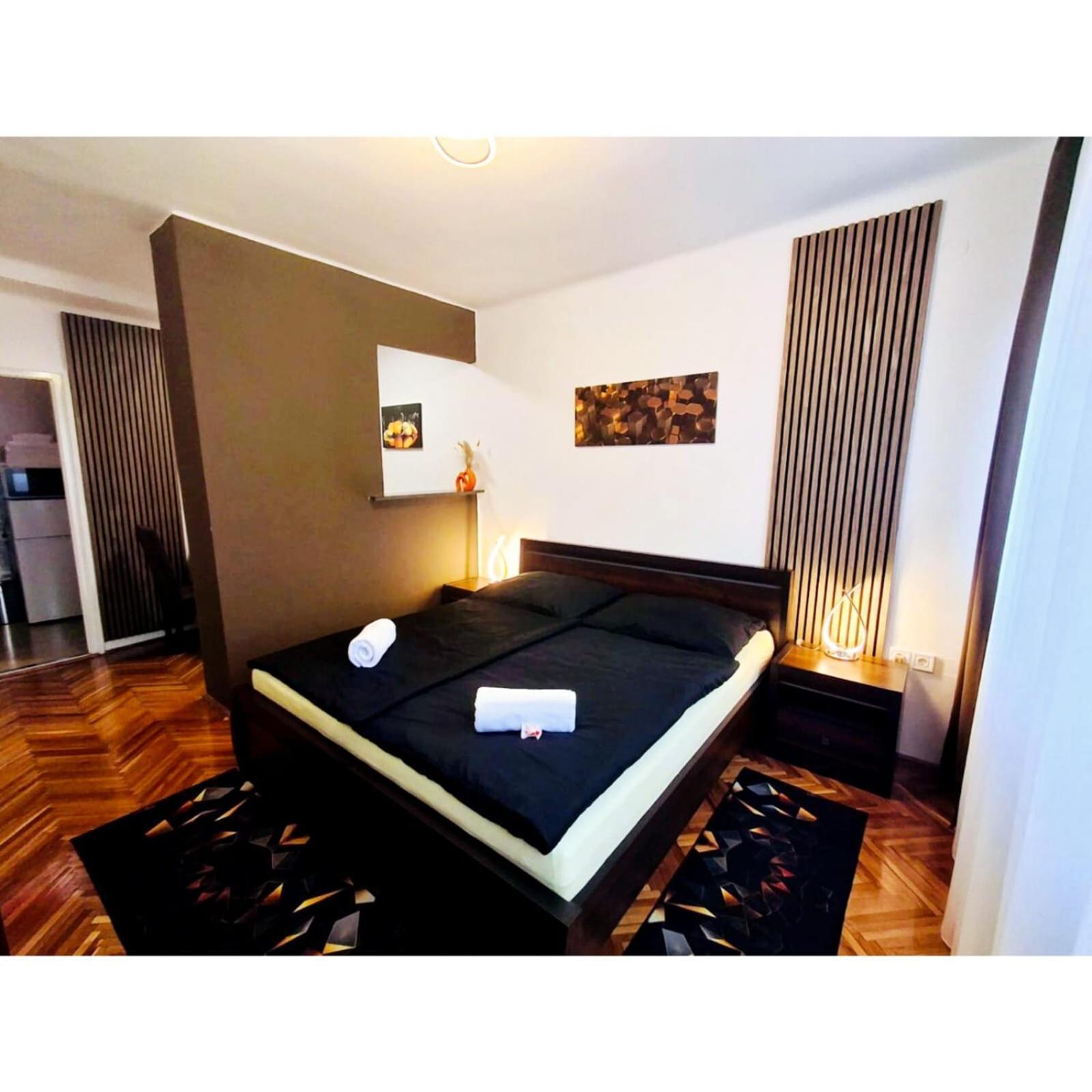 Centrum Apartman Sarospatak Luaran gambar