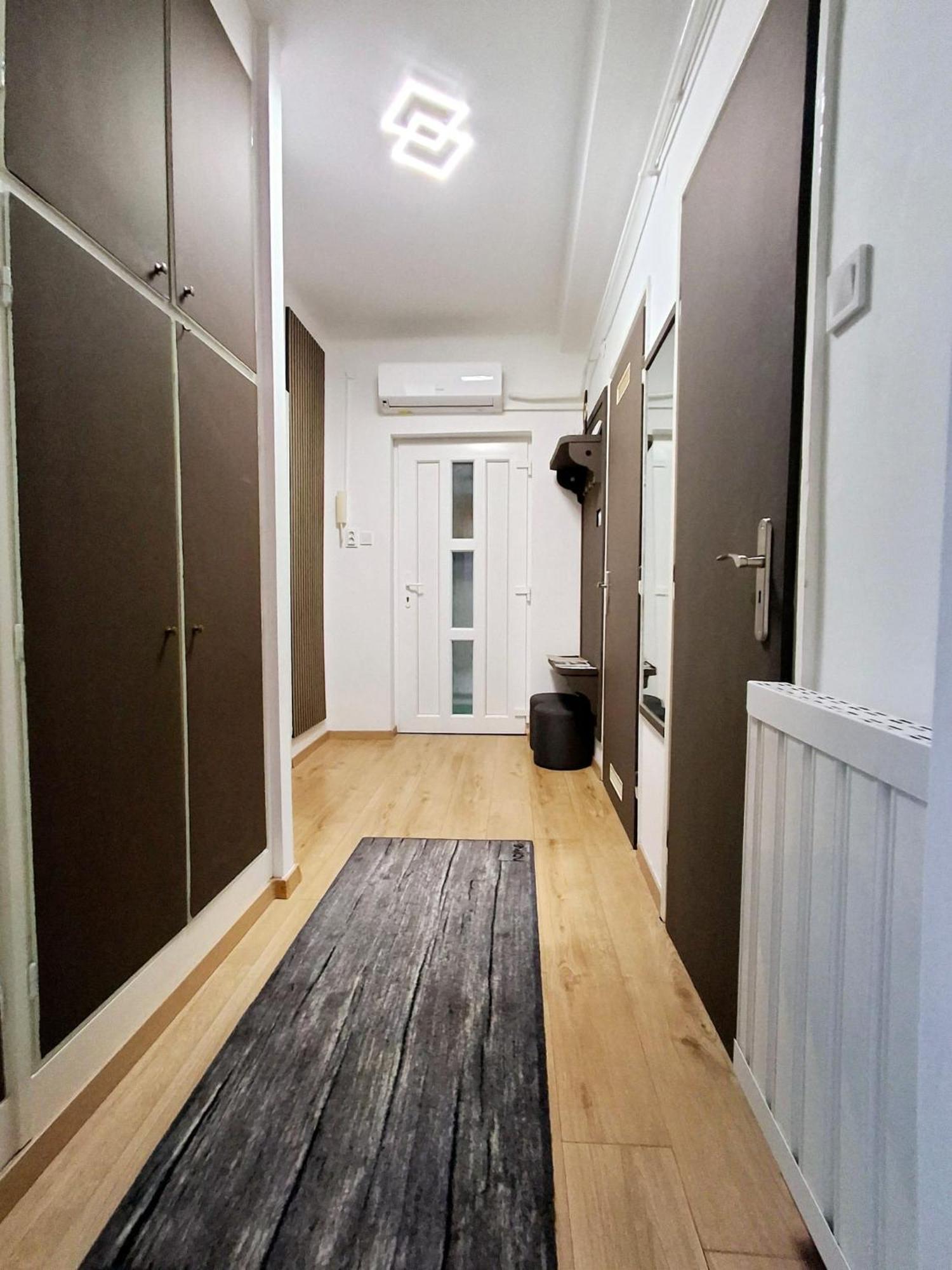 Centrum Apartman Sarospatak Luaran gambar