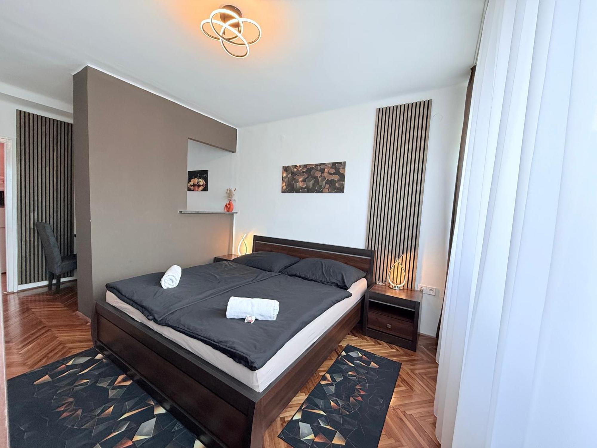 Centrum Apartman Sarospatak Luaran gambar