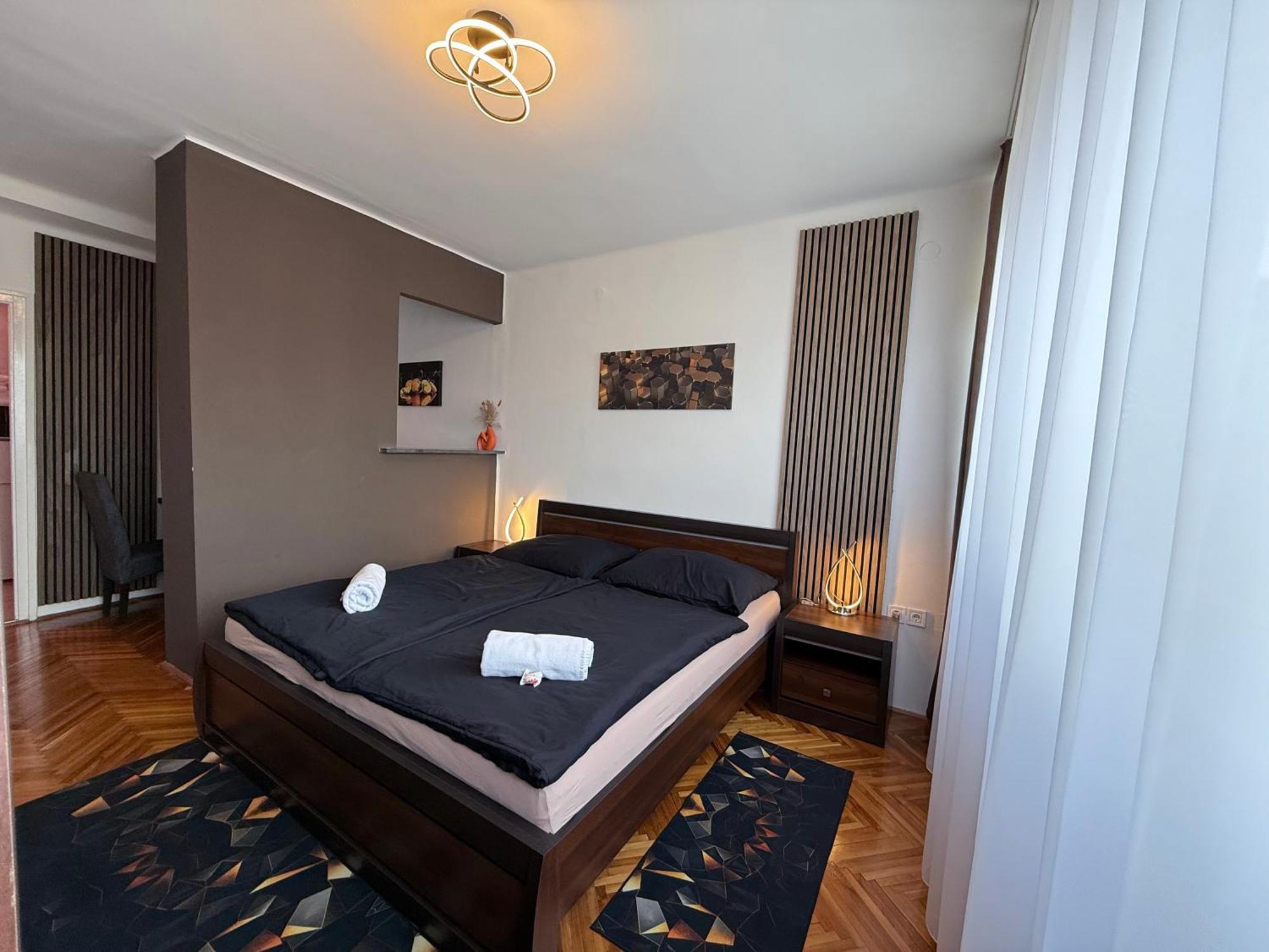 Centrum Apartman Sarospatak Luaran gambar